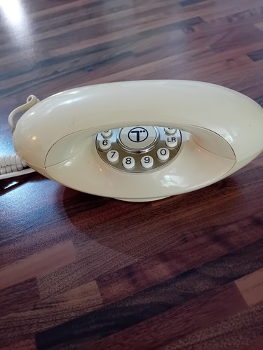Vintage genie phone cream - vintage,