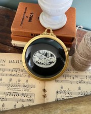 Vintage Resin Peter Bates