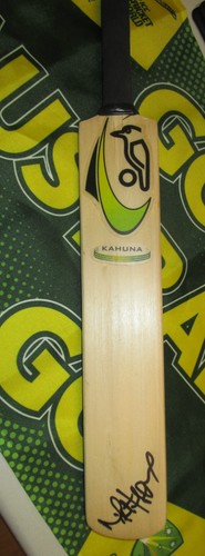 Mike hussey signed - hussey,
