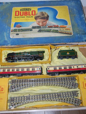 HORNBY DUBLO THREE RAIL EPD12  TRAIN SET (DUCHESS OF MONTROSE)