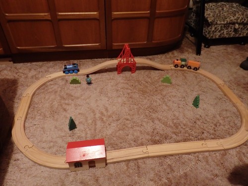 Wooden thomas tank engine - thomas,