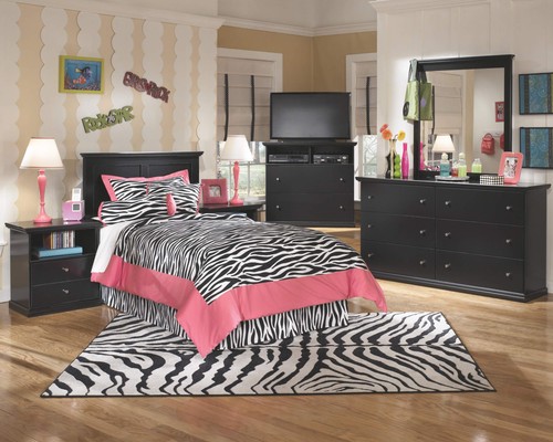 Signature design ashley - by,