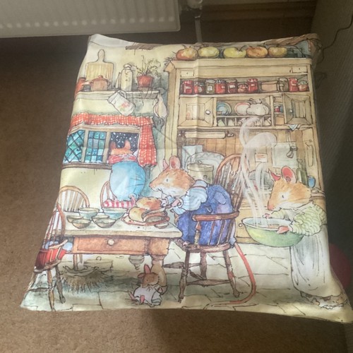 Brambly hedge apple kitchen - hedge, mr