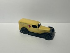 Dinky Toys 30f Ambulance, Pre