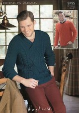 Hayfield 9795 Men Cable