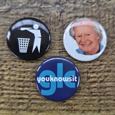 Goldie Lookin Chain Pin Badge