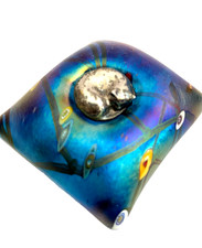 Signed  JOHN DITCHFIELD  ART GLASS SCULPTURE PAPERWEIGHT cat on pillow