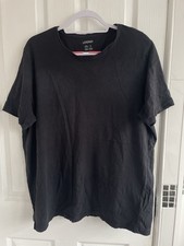 Livergy. Black t-shirt, size