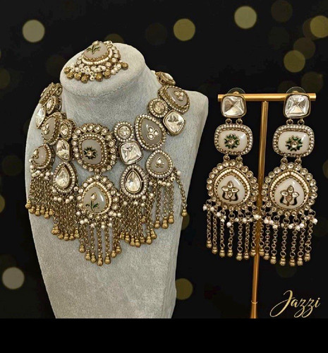 Indian kundan gold tone - indian,