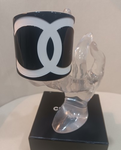 Vintage chanel logo black - cc,