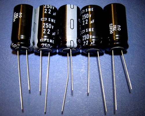 22uf 250v 85c - 250v,