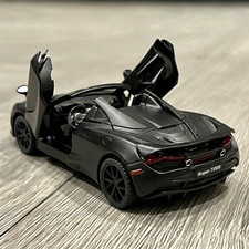 1:32 McLaren 720S Diecast Car