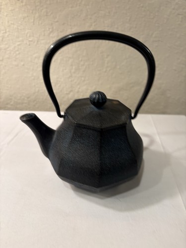 Octagonal cast iron - cast,