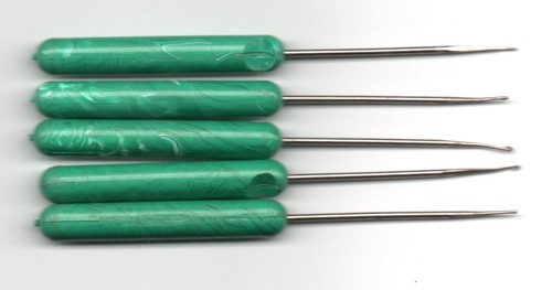 Baiting needles for coarse