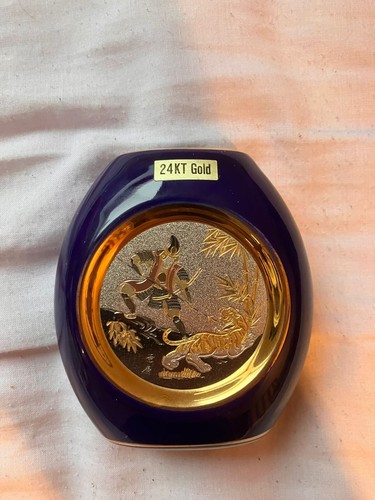 Japonese vintage flower vase