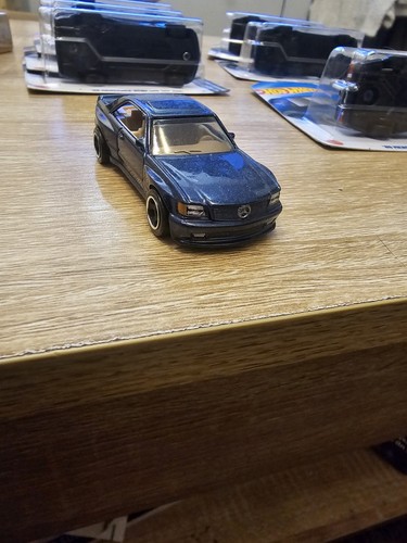 Hot wheels mercedes benz - hot,