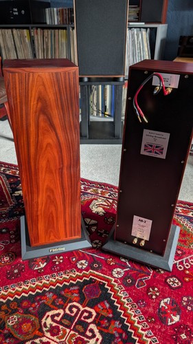 Stirling broadcast bass - stirling,