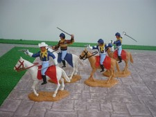 TIMPO WILD WEST 4 MOUNTED WHITE GLOVED US/ 7TH CAVALRY SOLDIERS  STANDING HORSES