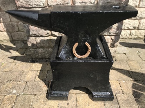 Real used horseshoe x - x, 1
