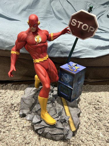 The flash scale statue - 1/4,