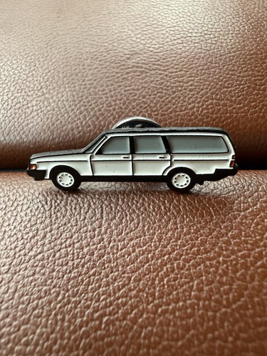 Volvo 240 station wagon - volvo,
