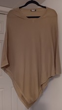 Exclusive Cashmere Knit V-Neck