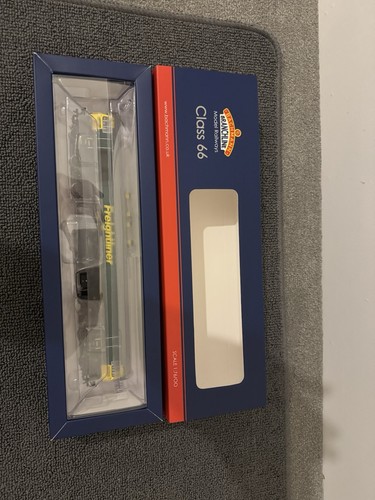 Bachmann gauge freightliner - bachmann,