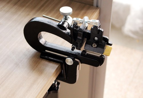 Manual leather skiver - leather,