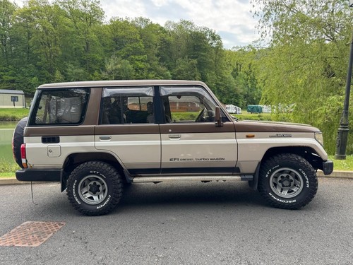 Toyota land cruiser - toyota, 70