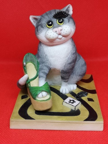 Comic and curious cats - comic,