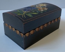 VINTAGE WOODEN BOX CARVED &
