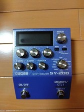 BOSS SY-200 Guitar Synth