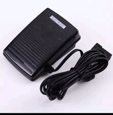 VINTAGE OLD SEWING MACHINE