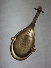 VINTAGE MIDDLE EAST INSTRUMENT