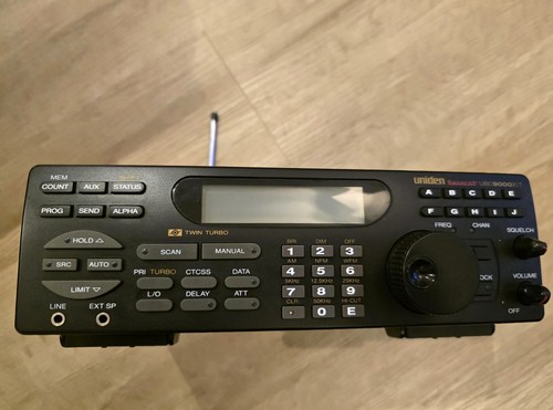 Uniden bearcat ubc9000xlt twin - bearcat,
