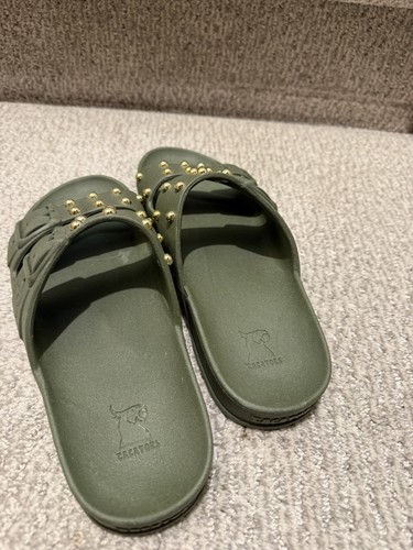 Cacatoes olive green - cacatoes,