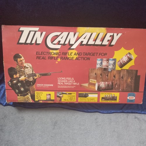 Vintage 1976 tin - vintage,