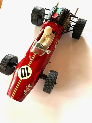 Old badai racing car tin - f1,