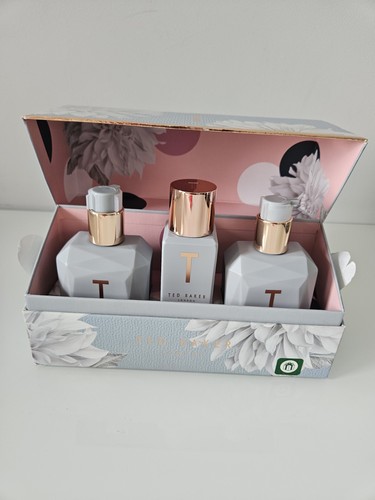 Ted baker pampered - baker, petals