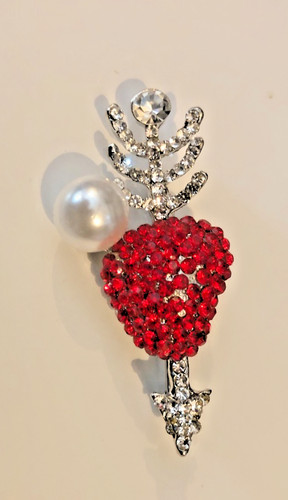 Brooches and pins - pins, vintage