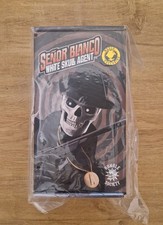 Mezco One:12 Collective White