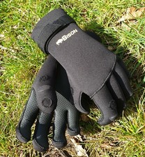NEW BISON NEOPRENE GLOVES  ALL SIZES , FOLDING FINGERS, FISHING ,SHOOTING