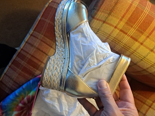 Vince camuto adjustable wedge - vince,
