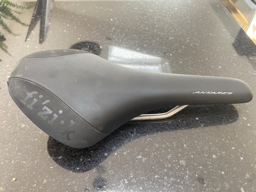 Fizik antares saddle black - antares,