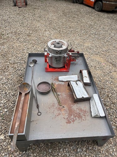 Flamefast tilt crucible - tilt,