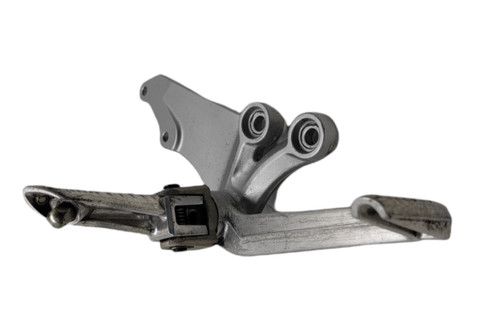 Front right footrest - footrest, suzuki