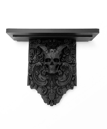 Horned skull wall - horned,