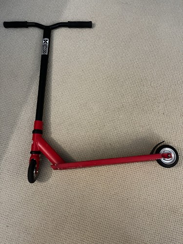 Red and black fuzion - fuzion, xthr33