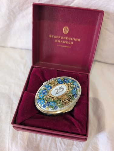 Boxed staffordshire enamels - boxed,