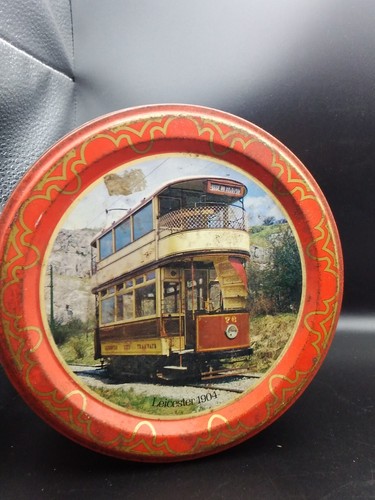 Vintage cookie tin - cookie,